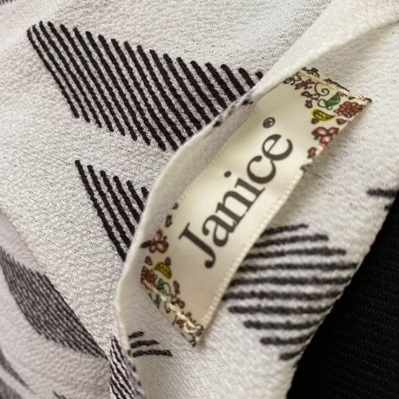 Cool Graphic Black and white shawl vest by Janice OS - Picture 4 of 7